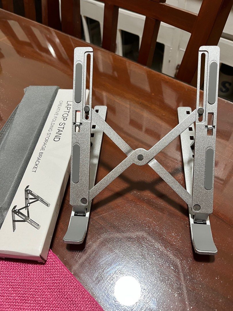 Aluminum Alloy Laptop Stand (Category: Other Accessories) located in Makati City. Submitted by _ercmaeee (Listing ID 1230670565, Image 1). Description: Location: Makati ‼️Shipping fee is at buyer's expense. .