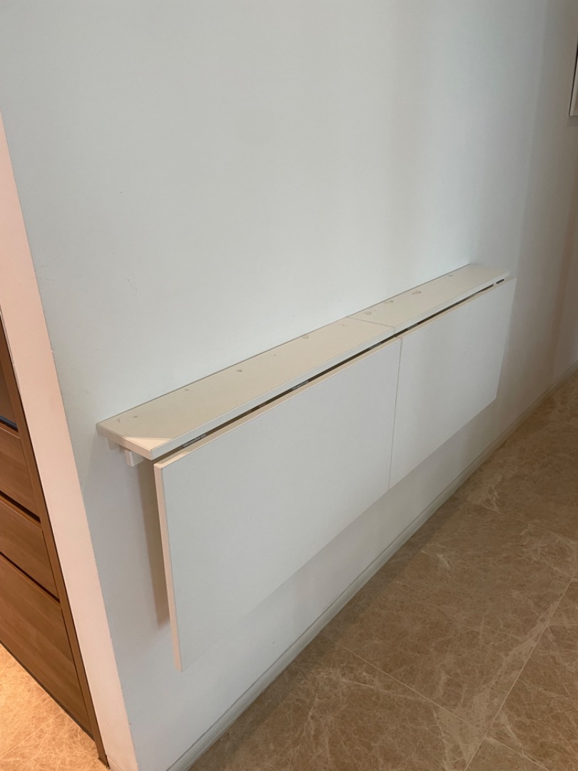 AMAZING FOLDABLE TABLE HUNG TO WALL, Furniture & Home Living, Furniture ...