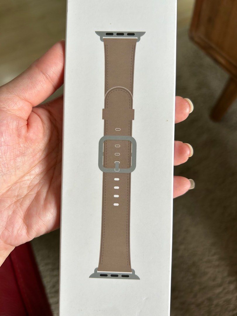 Apple Watch classic buckle taupe leather strap