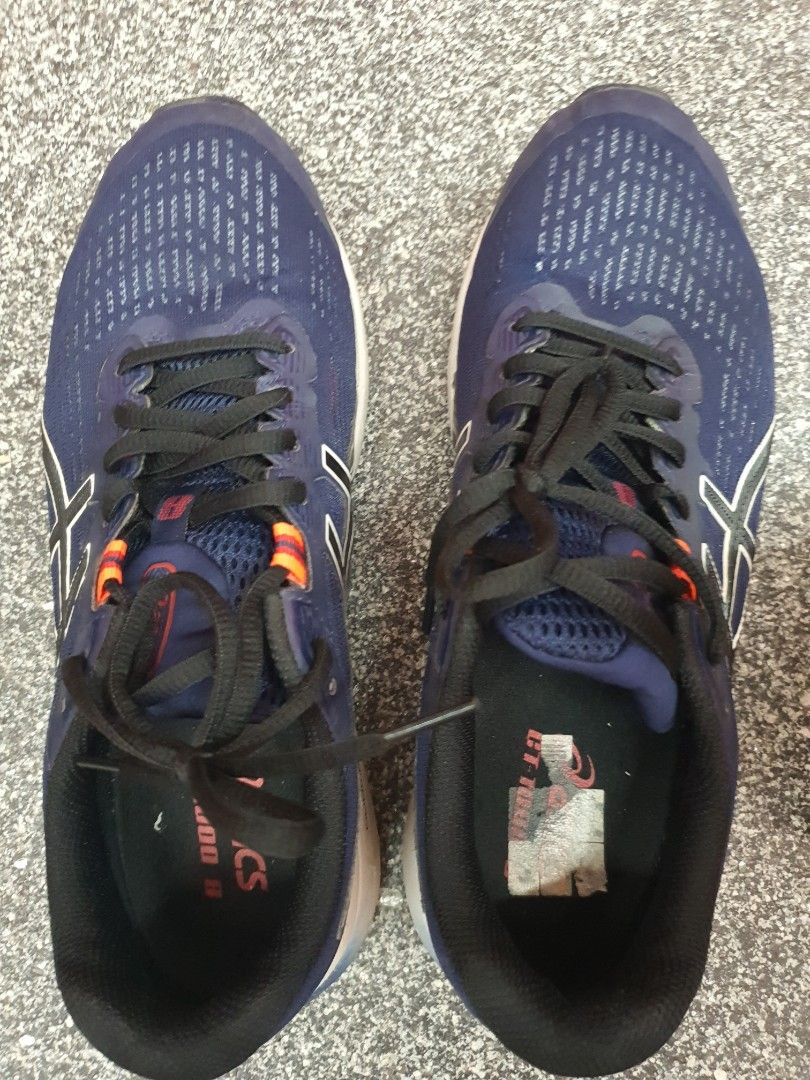 asics gt 1000 8 running shoe