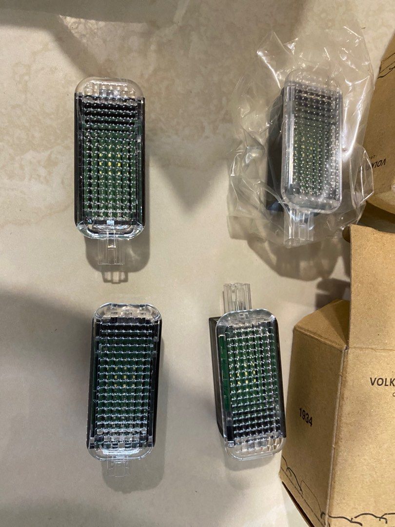 Audi a4 outlet b9 puddle lights