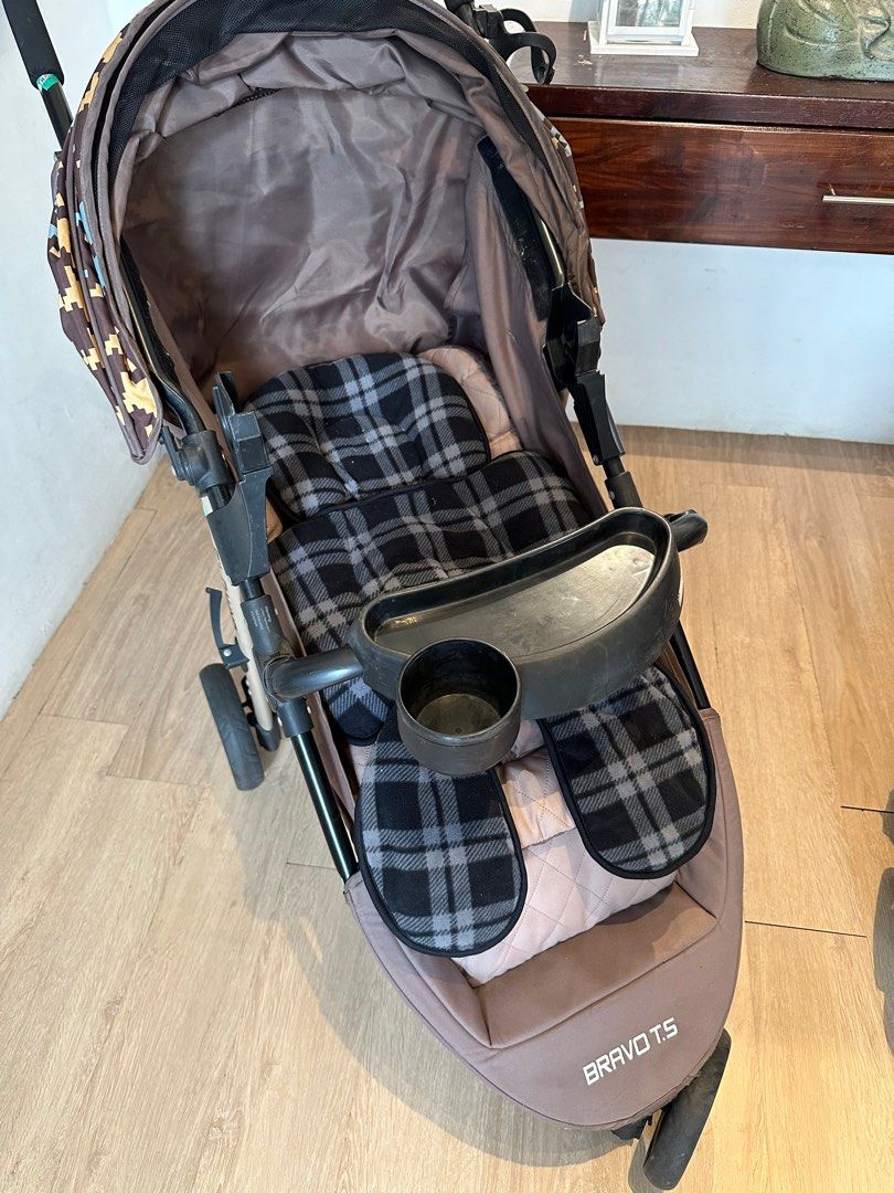 Baby Elle 2 in 1 car seat Free Antar Jaktim, Jakut dan Jaksel on Carousell