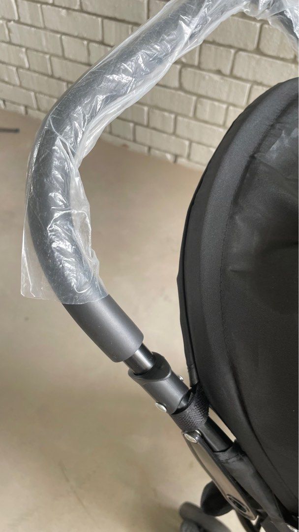 Baby Stroller pram can sit can lay down, Babies & Kids, Going Out