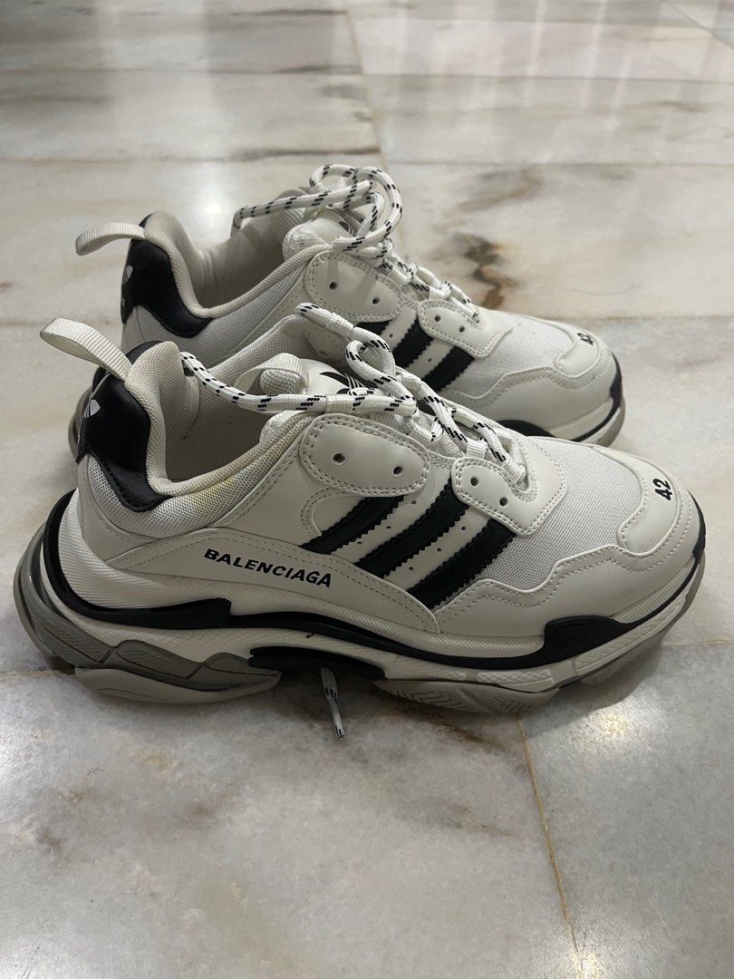 Balenciaga triple s inside sales