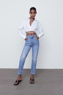 BRAND NEW NEVER WORN JUST WASHED Zara Slim Fit Mom Straight Jeans with Rips