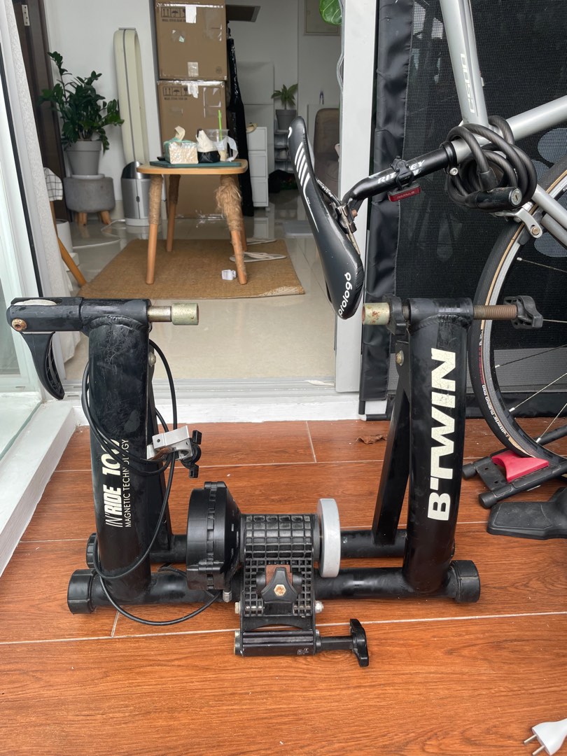 Btwin trainer 5 on sale