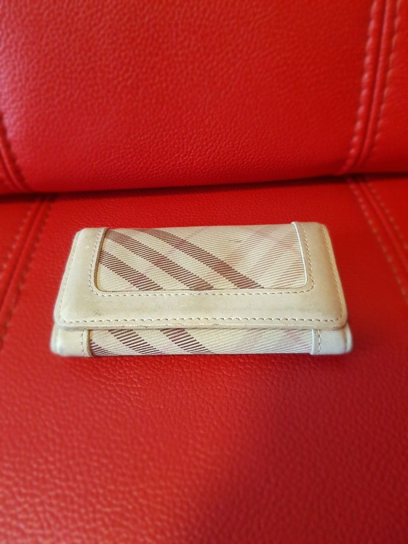 Burberry Key wallet, Women's Fashion, Bags & Wallets, Purses & Pouches