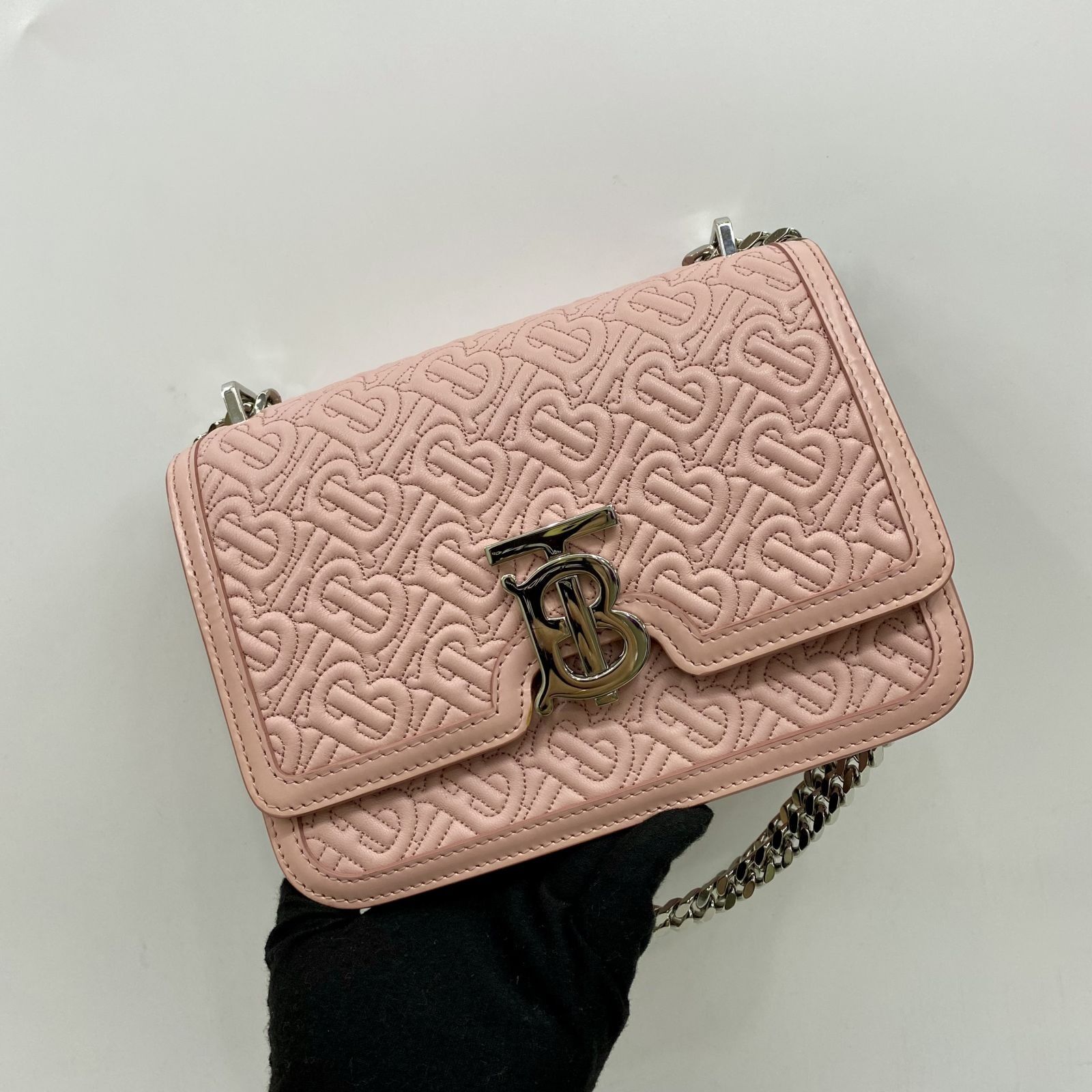 The link leather mini bag Burberry Pink in Leather - 17546105