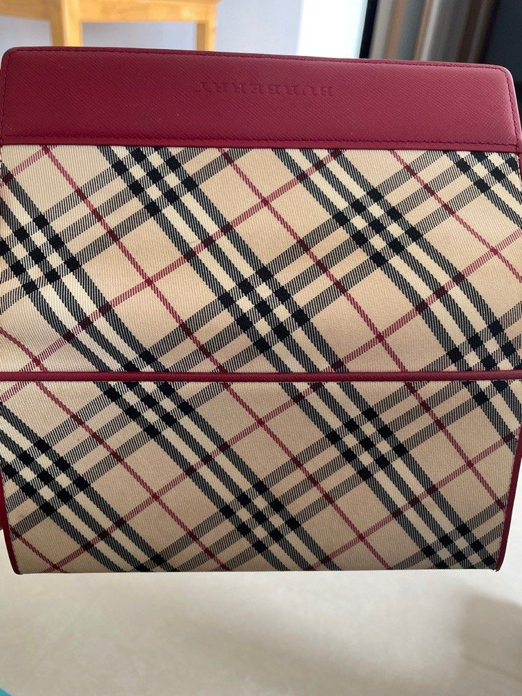 Burberry Wallet Made in Japan