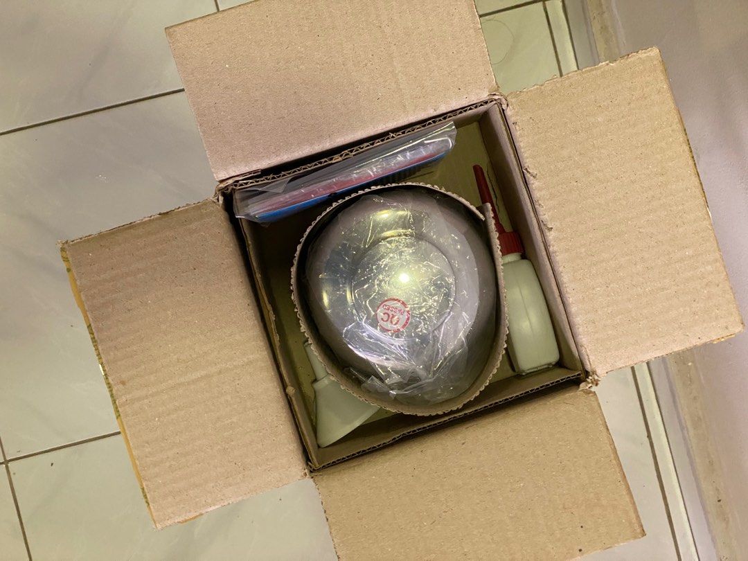 Butterfly Pressure Lantern (Steel Body), Sports Equipment, Hiking