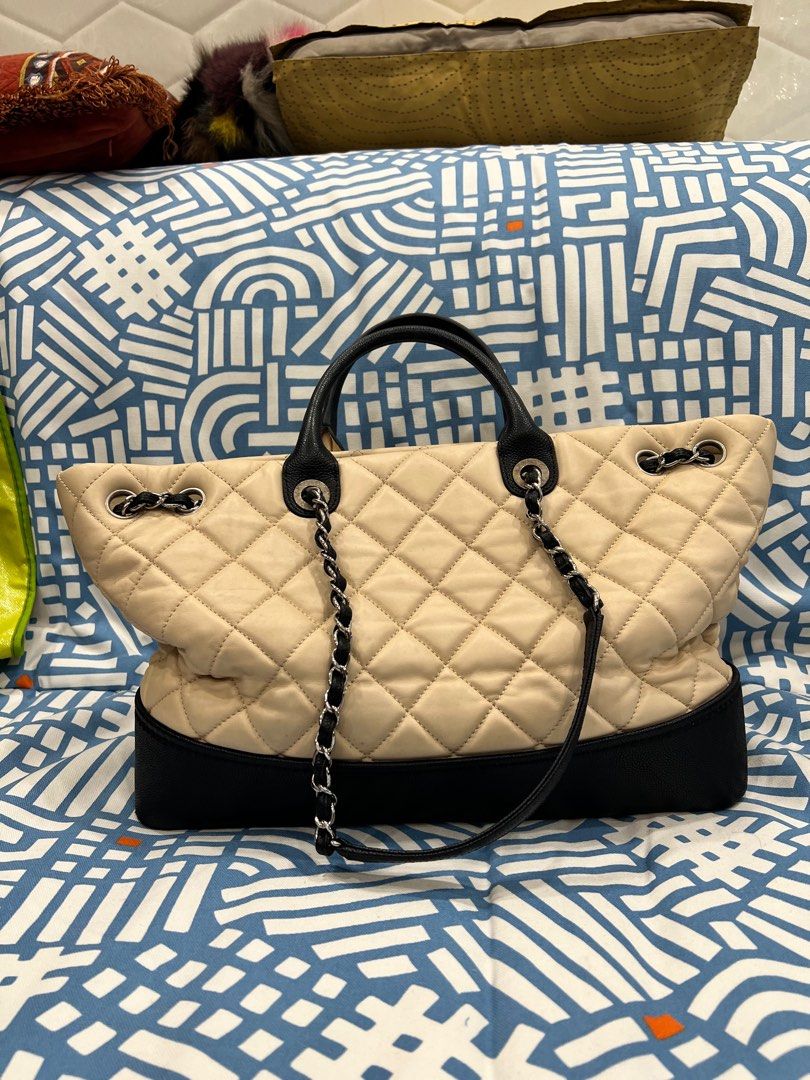 Chanel white quilted tote Clearance