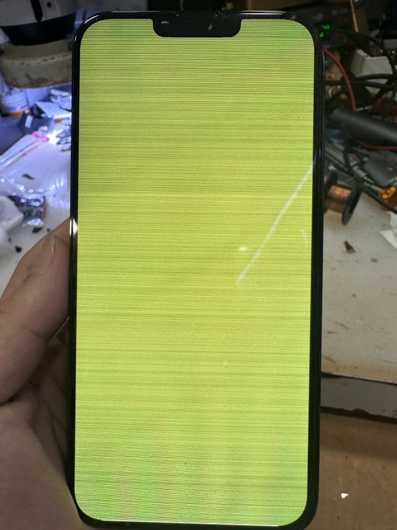 Cheapest iPhone 13 PRO MAX Green Screen Repair - iPhone 13 PRO Green ...