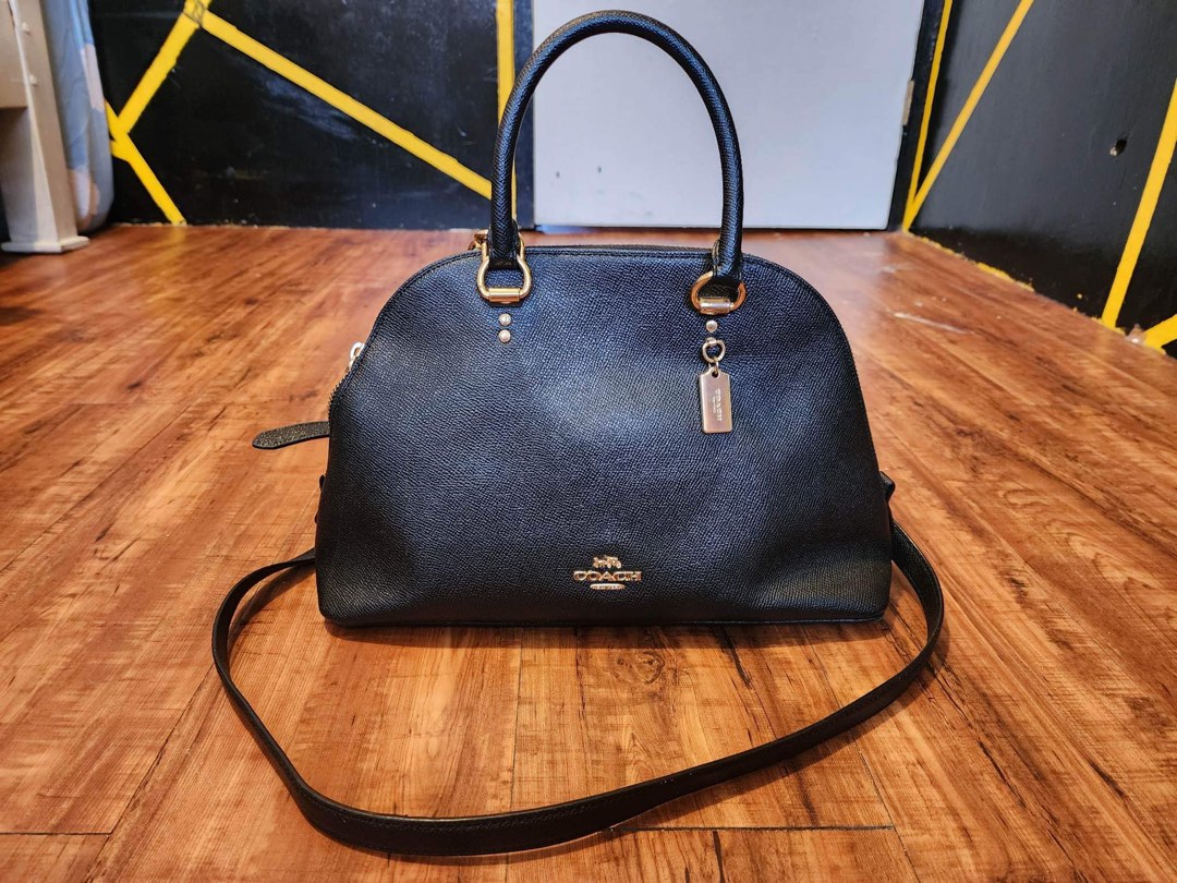 Coach Alma Bag on Carousell