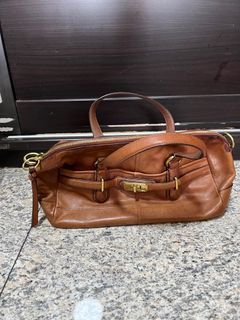 coach sling bag