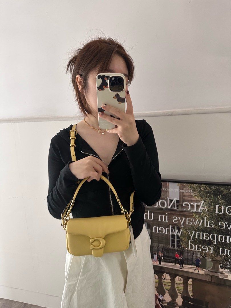 Outfit)💛Coach Tabby Pillow 18 Crossbody Yellow, Women's Fashion