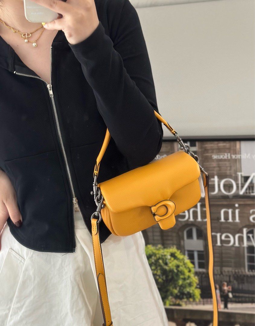 Outfit)🧡Coach Tabby Pillow 18 Crossbody Orange, Women's Fashion