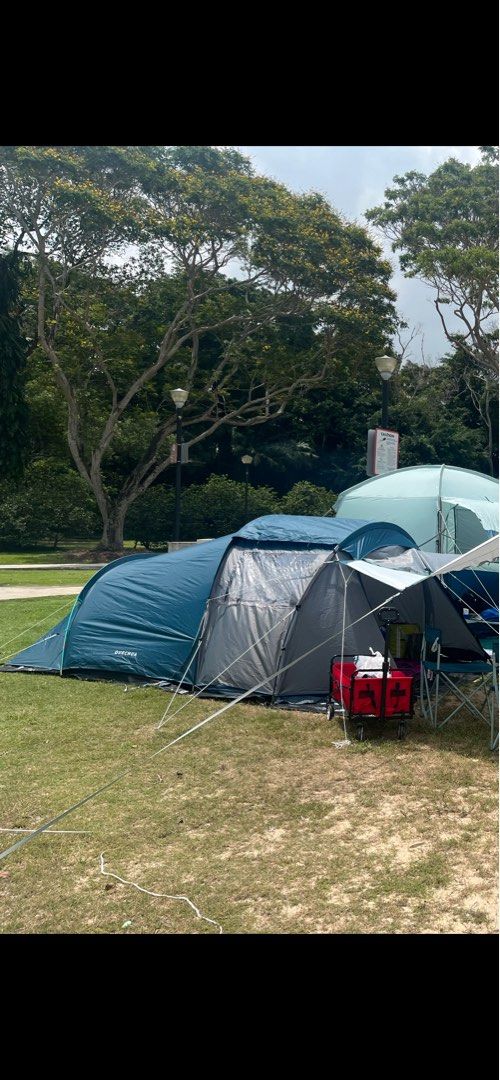 Decathlon MH100 XXL person tent, Sports Equipment, Hiking