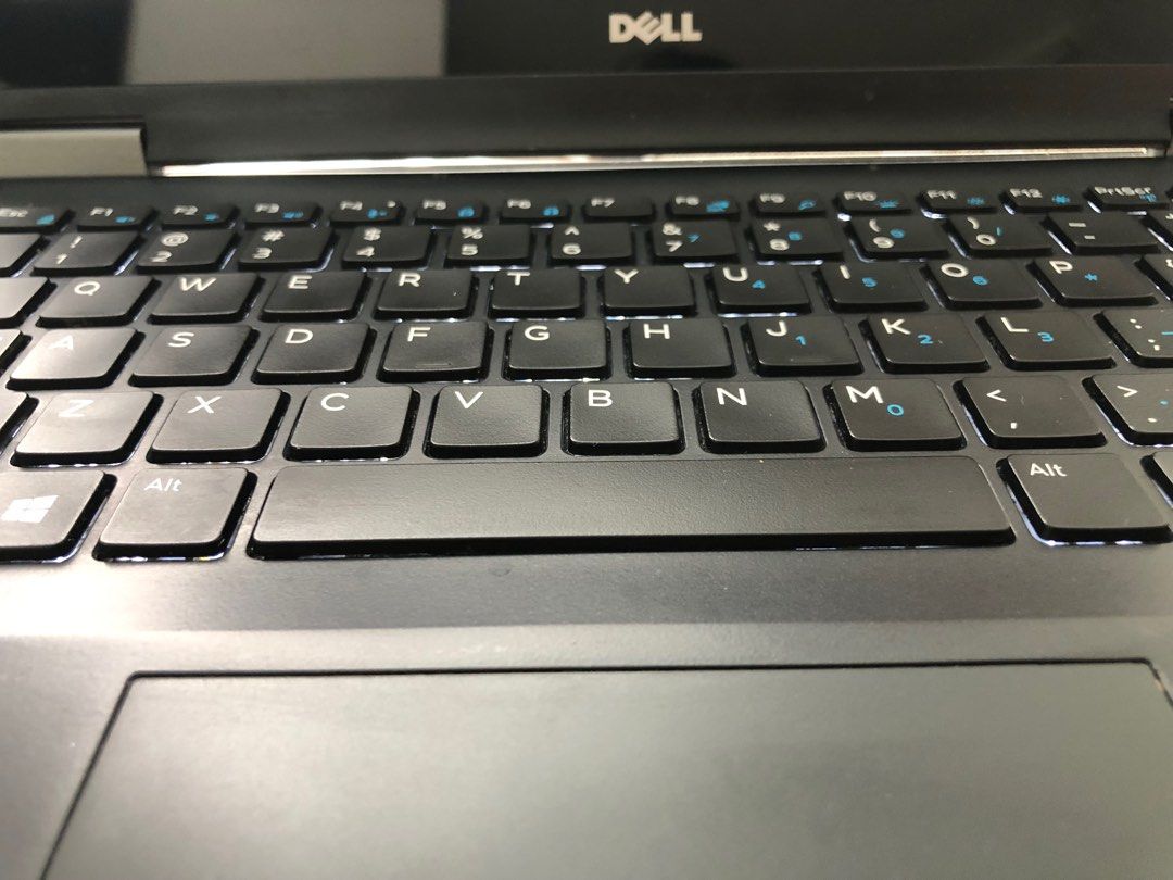 Dell Latitude E7270 Touchscreen + Full HD + autoCAD, Computers & Tech