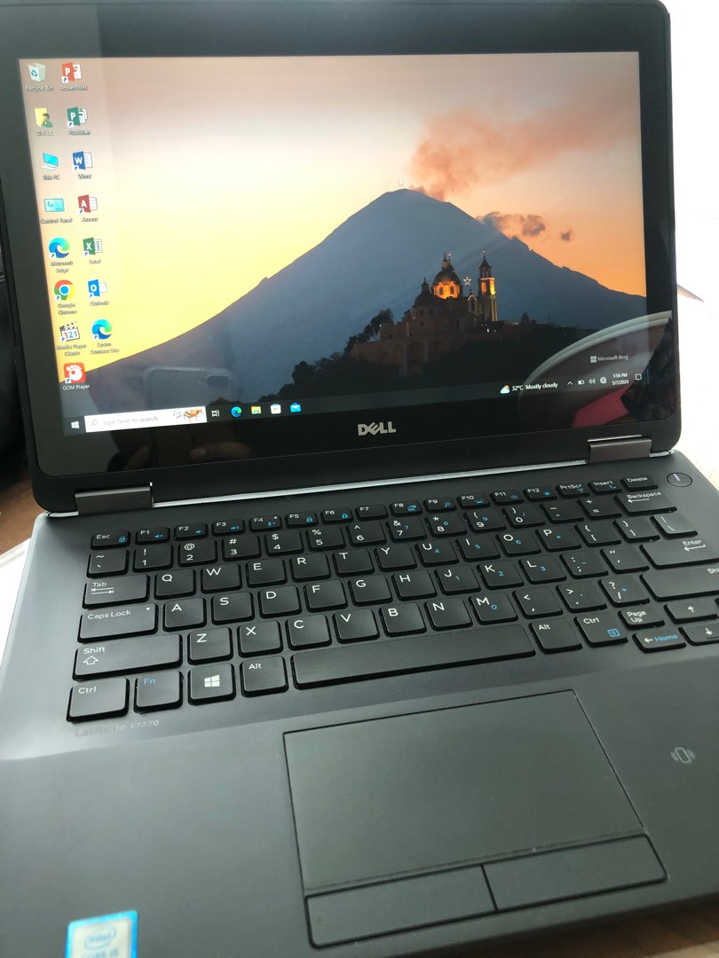 Dell Latitude E7270 Touchscreen + Full HD + autoCAD, Computers & Tech