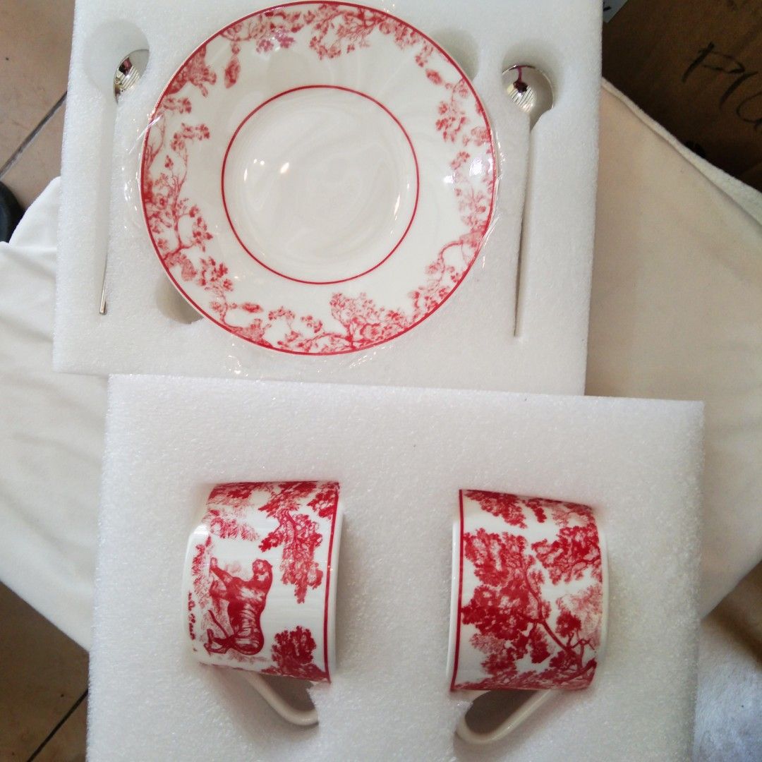 Dior Tea Cup Set On Carousell dior-tea-cup-set-on-carousell