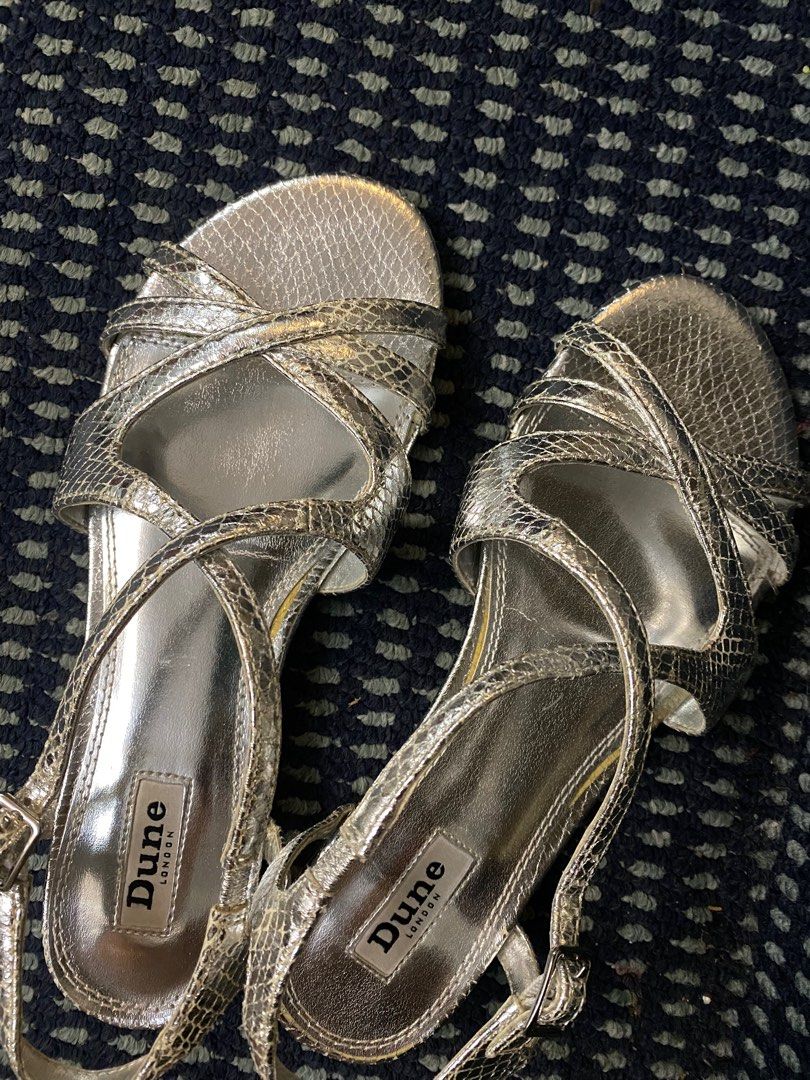 Dune low clearance heels