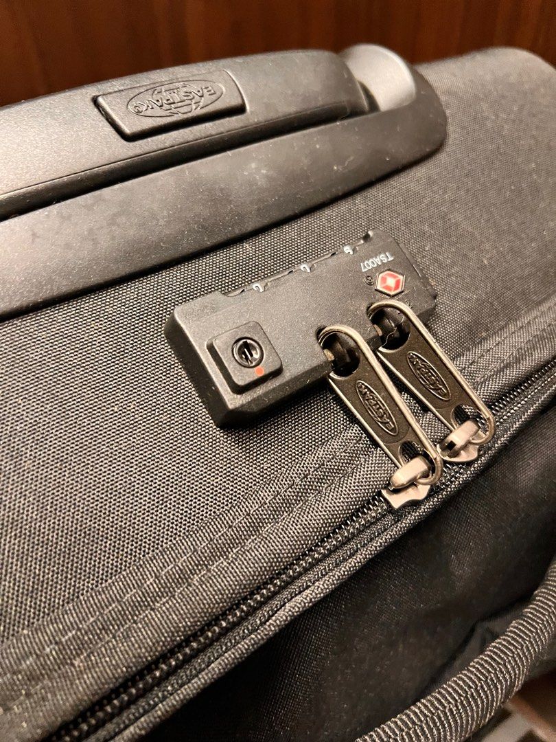 Eastpak tsa007 shop