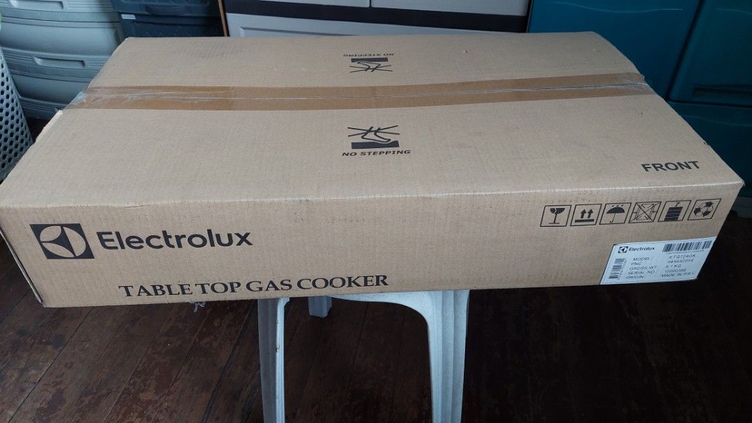 Electrolux Table Top Gas Cooker, Furniture & Home Living, Kitchenware & Tableware, Cookware