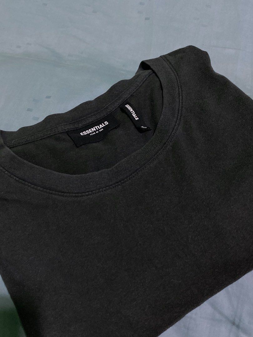 Essentials T-shirt fear of god (Category: Tshirts & Polo Shirts ) located in Olongapo. Submitted by shops_shops (Listing ID 1230691543, Image 1). Description: Color rate 8/9 XL on tag. Pero kasya pa sa double XL. Cut tag original .