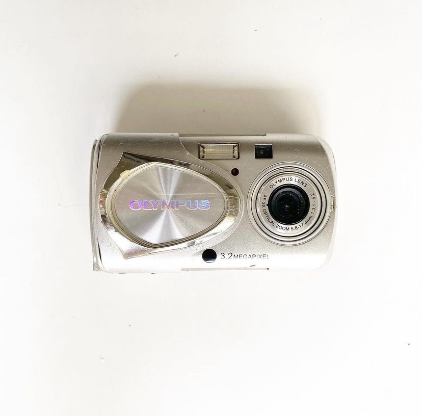 *EXTREMELY RARE* Olympus Mju 300 Digital Camera, Photography, Cameras