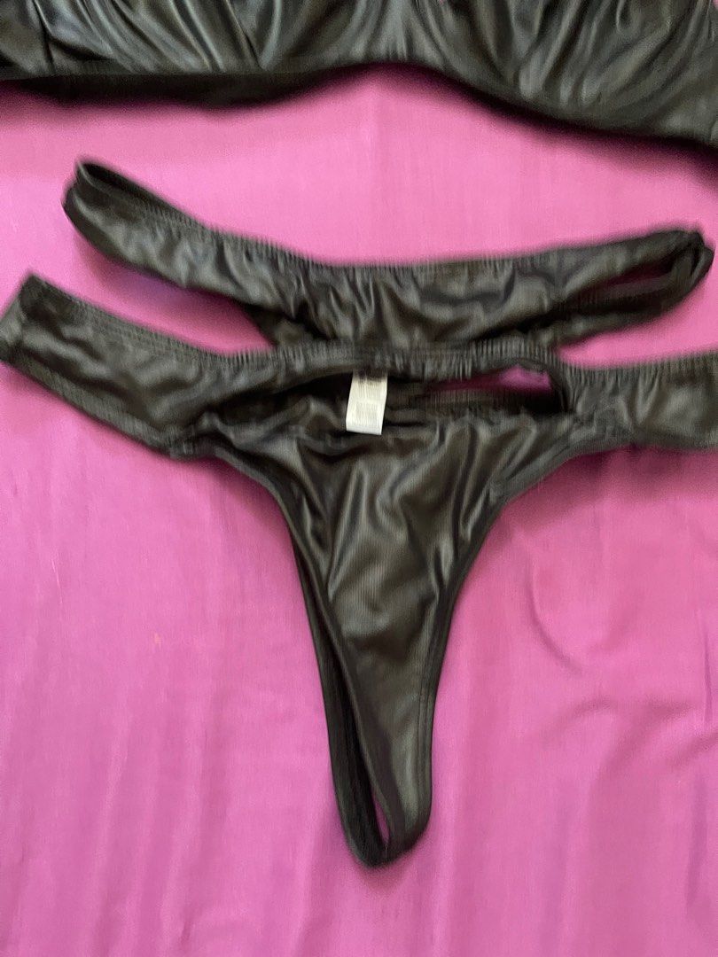 Second Skin Satin Thong Black 