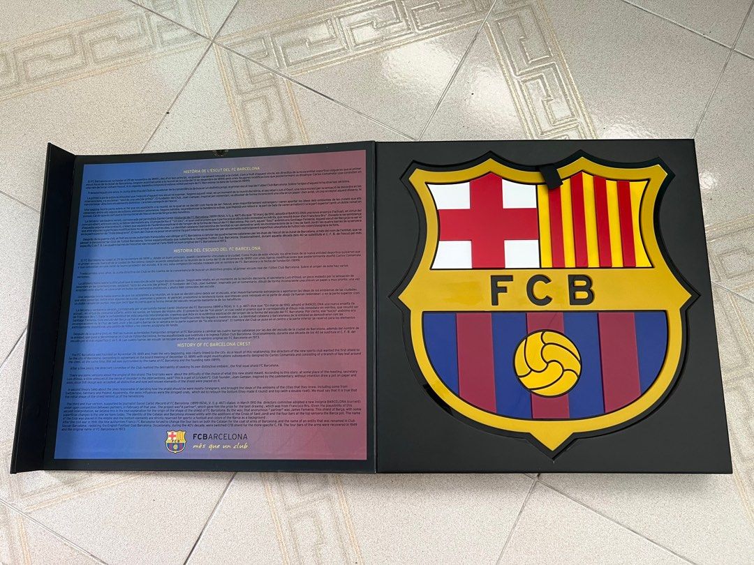 FCB football club Barcelona plaque official, Hobbies & Toys