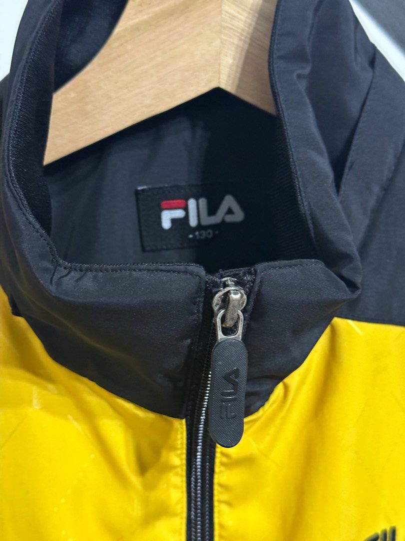 Black and yellow outlet fila jacket