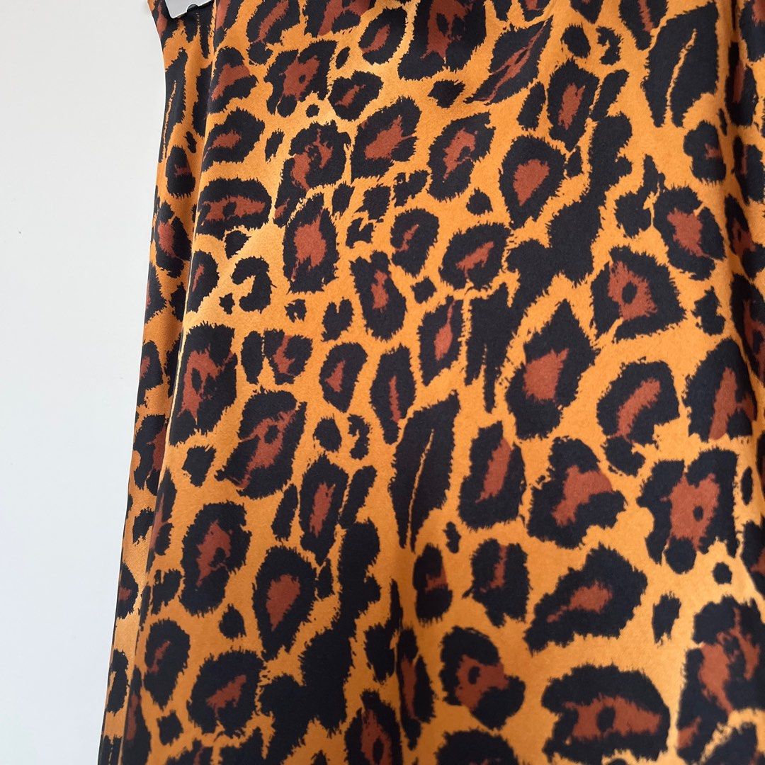 Leopard print sales midi skirt glassons