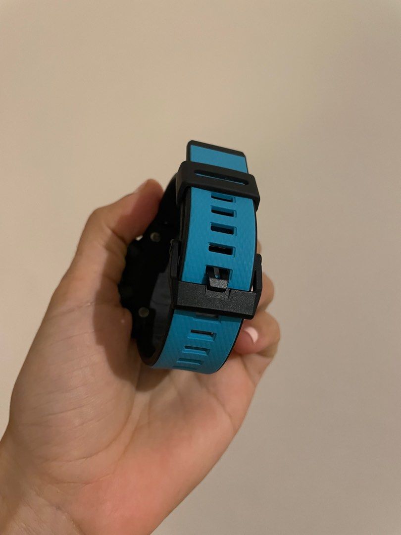 G shock hotsell ga 2000 1a2