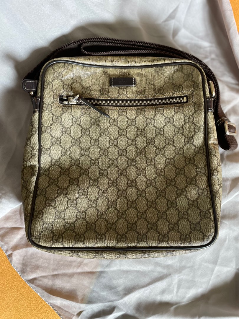 Gucci sling bag on Carousell