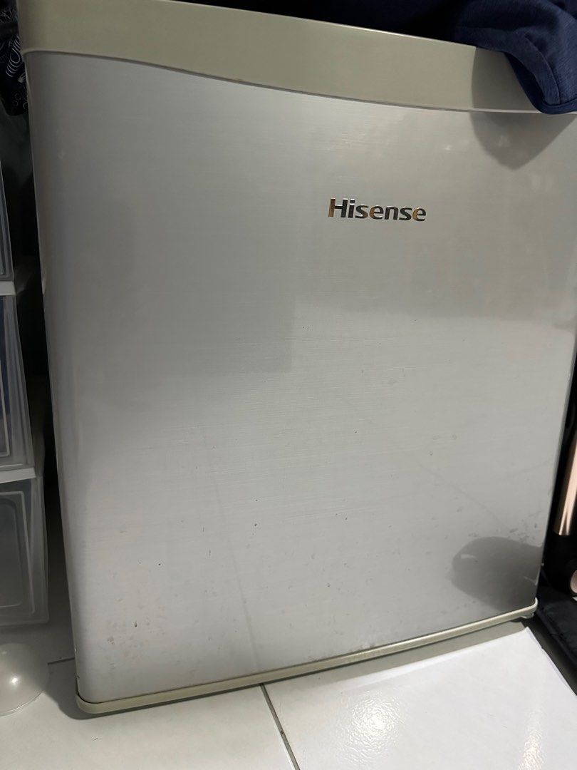 HiSense Mini Fridge, TV & Home Appliances, Kitchen Appliances
