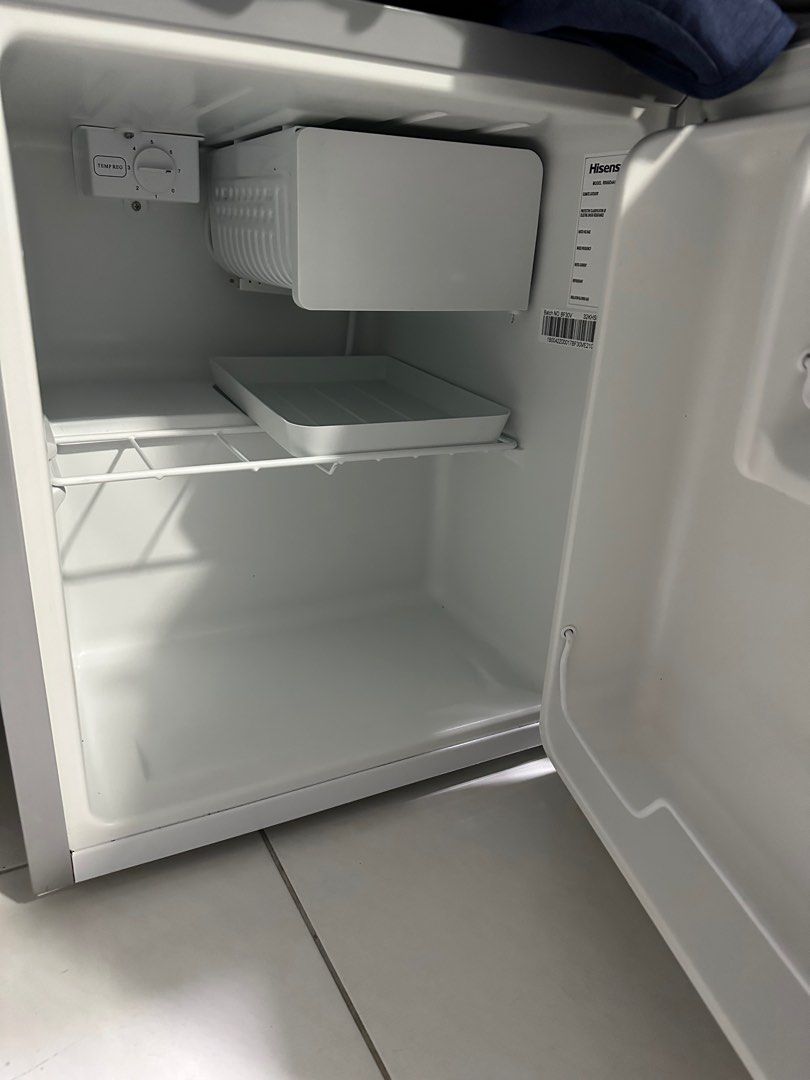 HiSense Mini Fridge, TV & Home Appliances, Kitchen Appliances