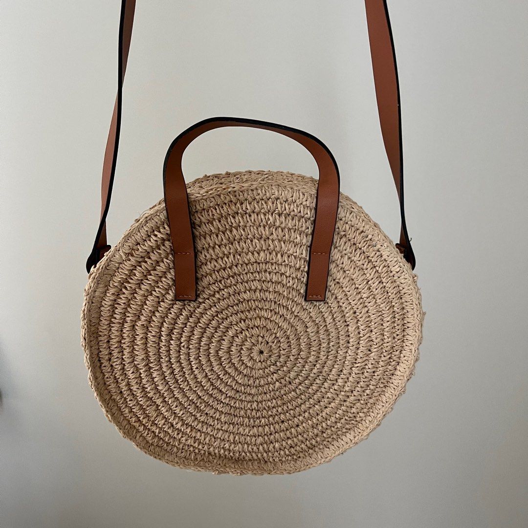 H&m circle bag clearance