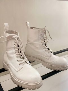 h&m white boots