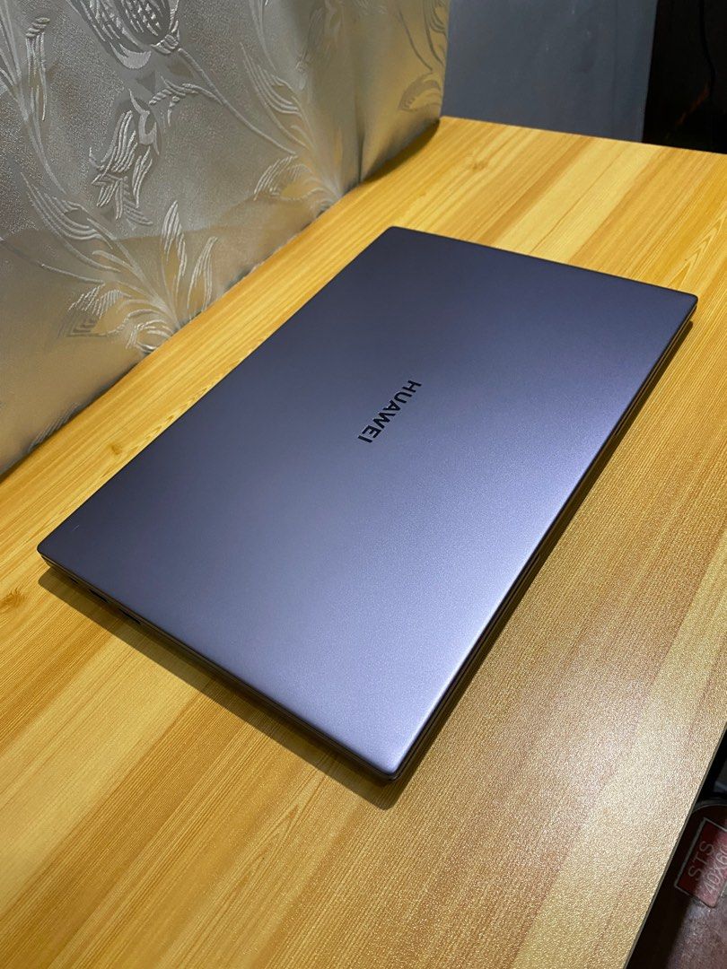 HUAWEI MATEBOOK D14 / RYZEN 5 3500U / 8GB RAM/ 512GB SSD / RADEON
