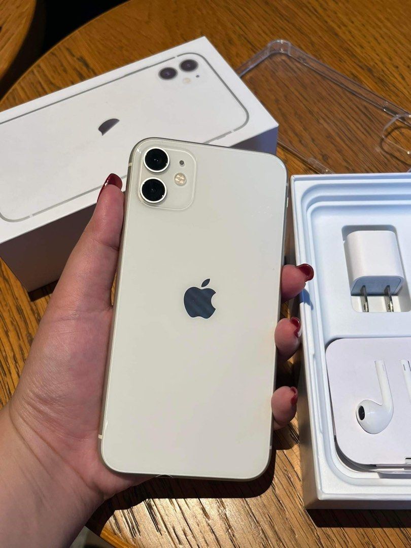 iPhone 11 ホワイト 256 GB SIMフリー商品の状態やや傷や汚れあり