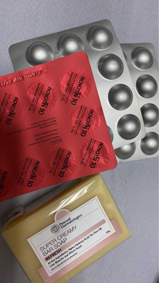isotretinoin / accutane (acnotiin) 10mg, Beauty & Personal Care, Bath