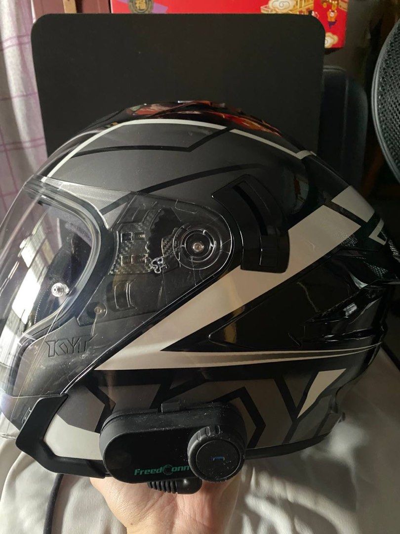 KYT Helmet XXL with Bluetooth (PSB Approved!), Motorcycles