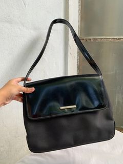 large capacity leather classic minimalist stylish crossbody/ shoulder sling hand bag