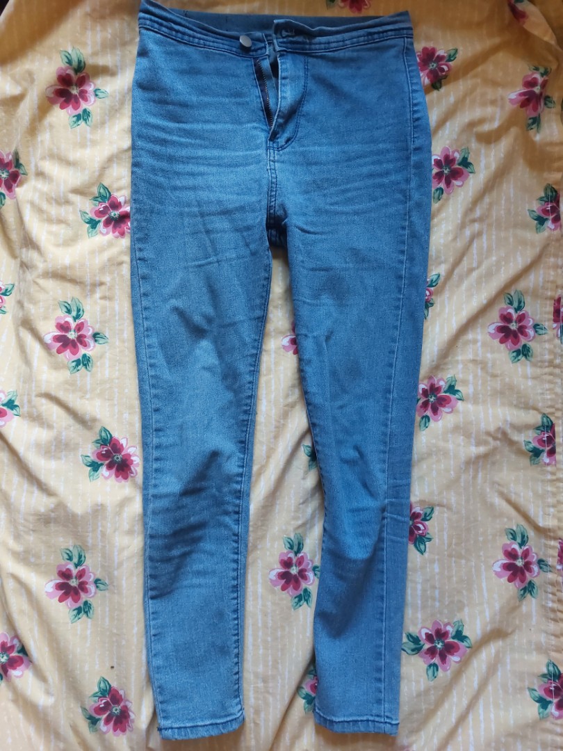 light blue skinny jeans on Carousell