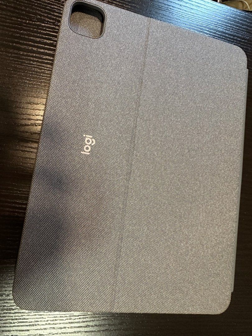 Logitech iPad Pro 11 combo touch keyboard, 電腦＆科技, 電腦周邊及配件, 電腦鍵盤及相關產品