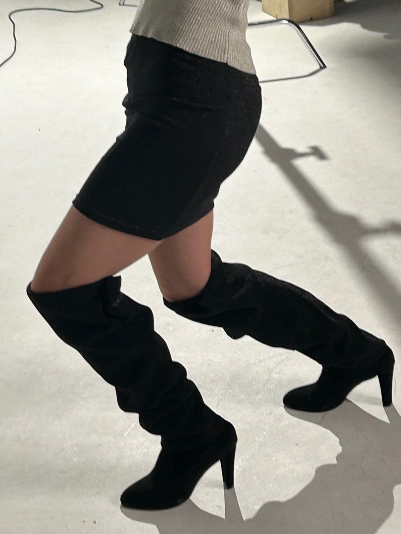 Luxury knee deals high boots