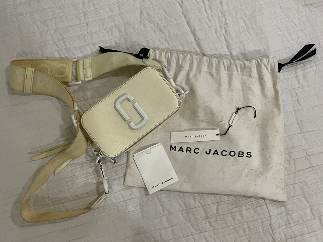 marc jacobs snapshot bag white