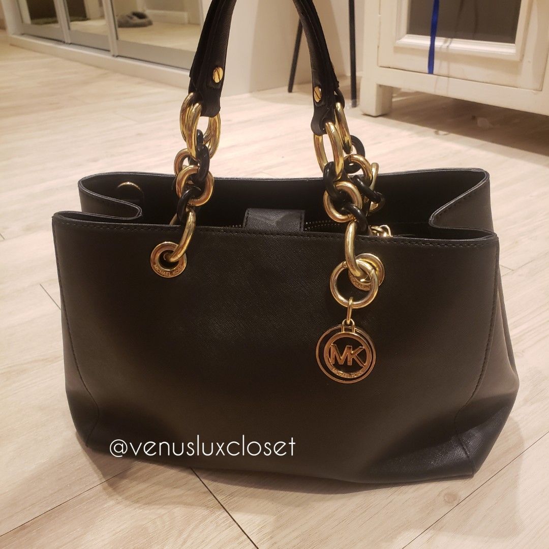 Michael Kors Selma Small Saffiano Leather, Luxury, Bags & Wallets on  Carousell
