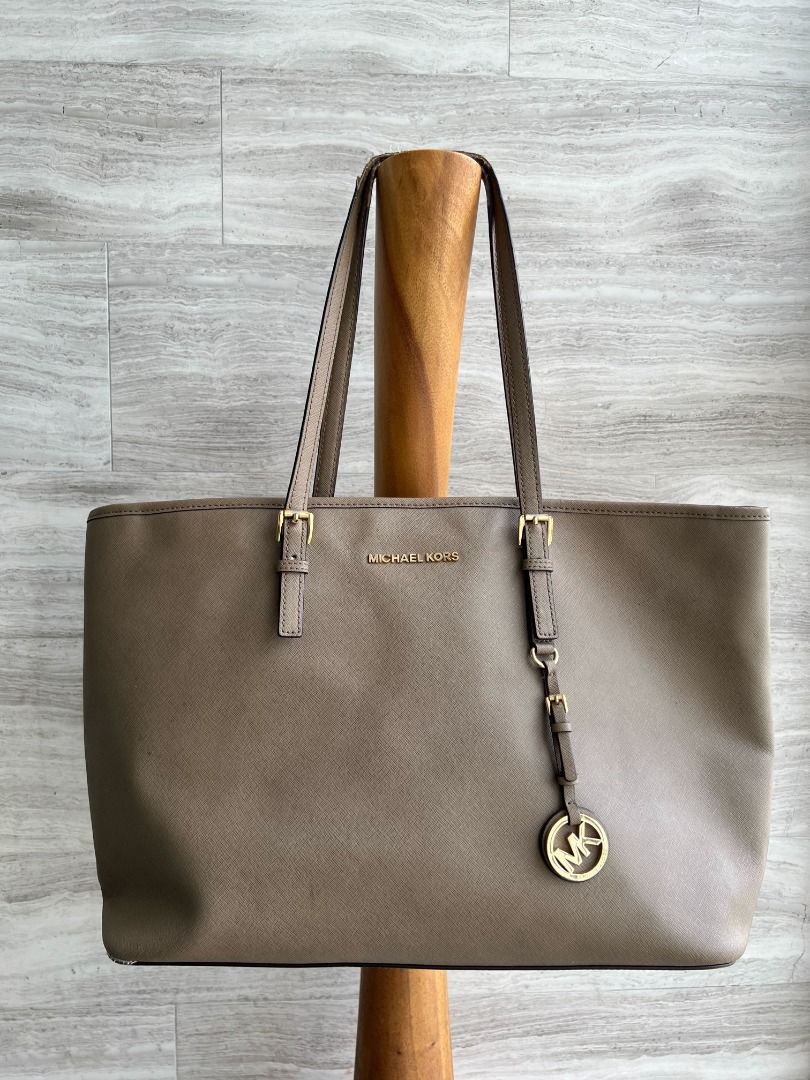 Michael kors jet discount set travel beige